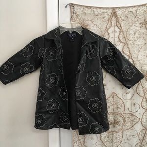 Girl’s 4T Black Detailed Rain Coat 👧🏼👑
